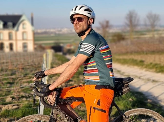 Yann Dufouleur fait le tour de France viticole à vélo